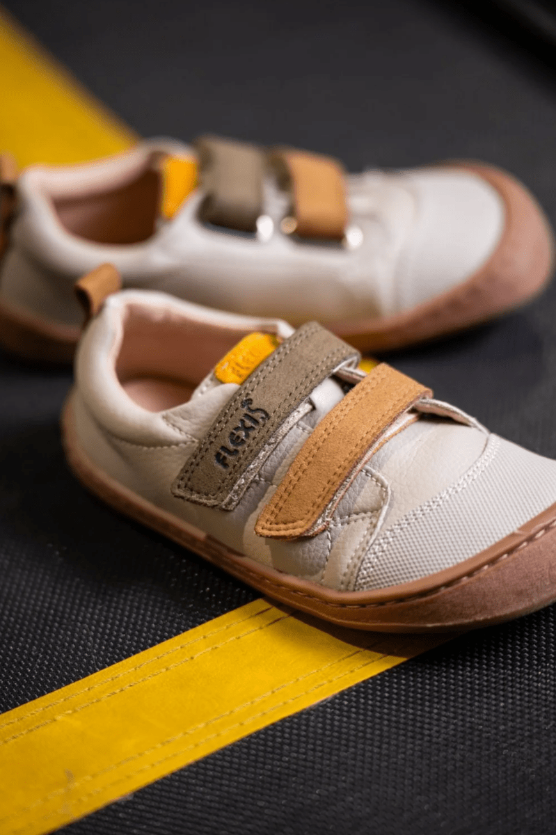 9000 - R FlexiNens - Nudos Barefoot Shoes