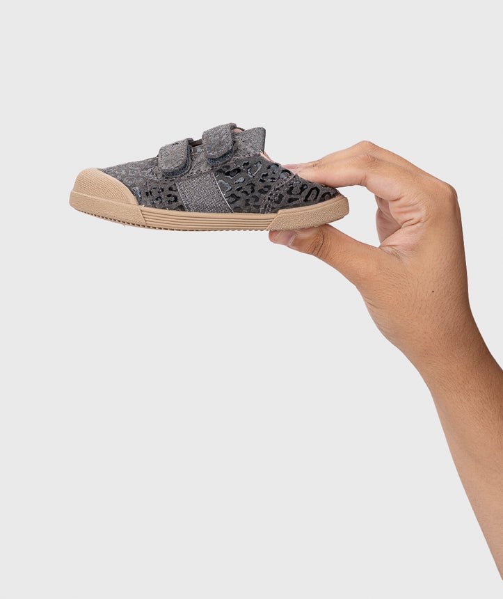 Zapatilla Leo Antracita - Igor - Nudos Barefoot Shoes