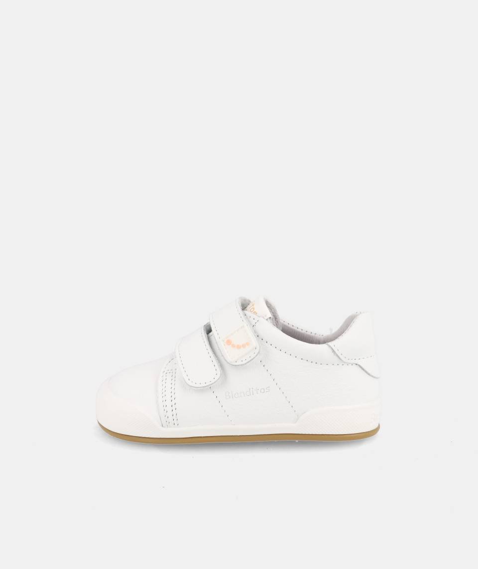 Zapatilla Londres Blanco - Blanditos by Crios - Nudos Barefoot Shoes